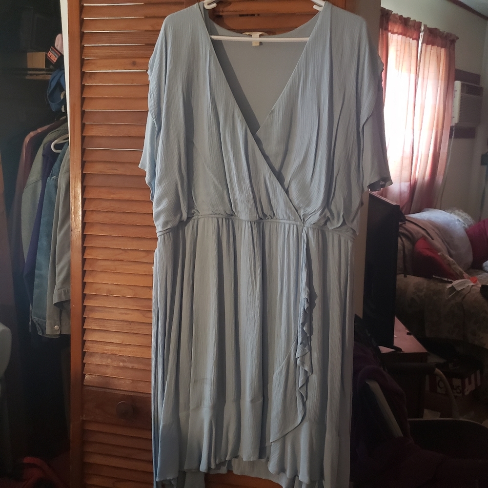Lauren Conrad 2X Light Blue Front Tie Ruffle Dress